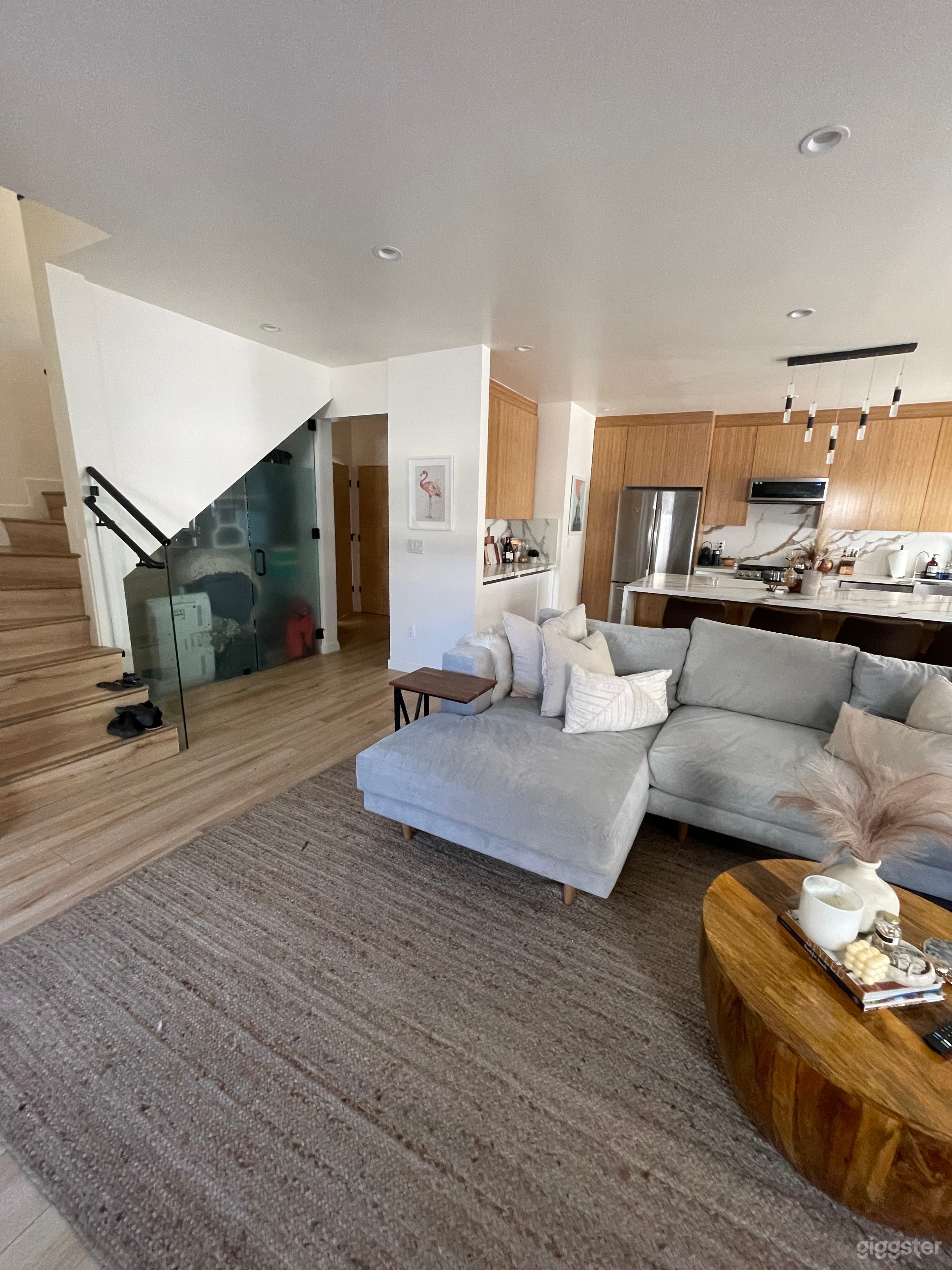 Sunny, Bright Venice Home with Large Deck Space Photo 2