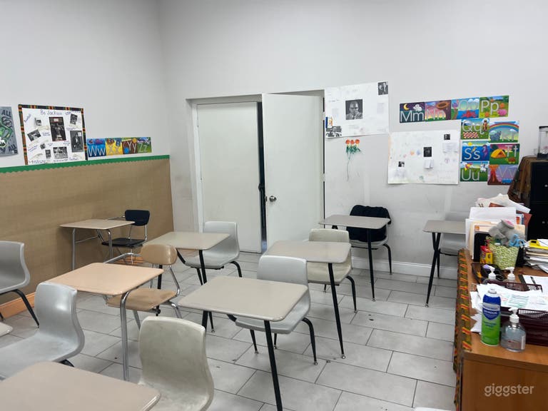  Private School for rent 