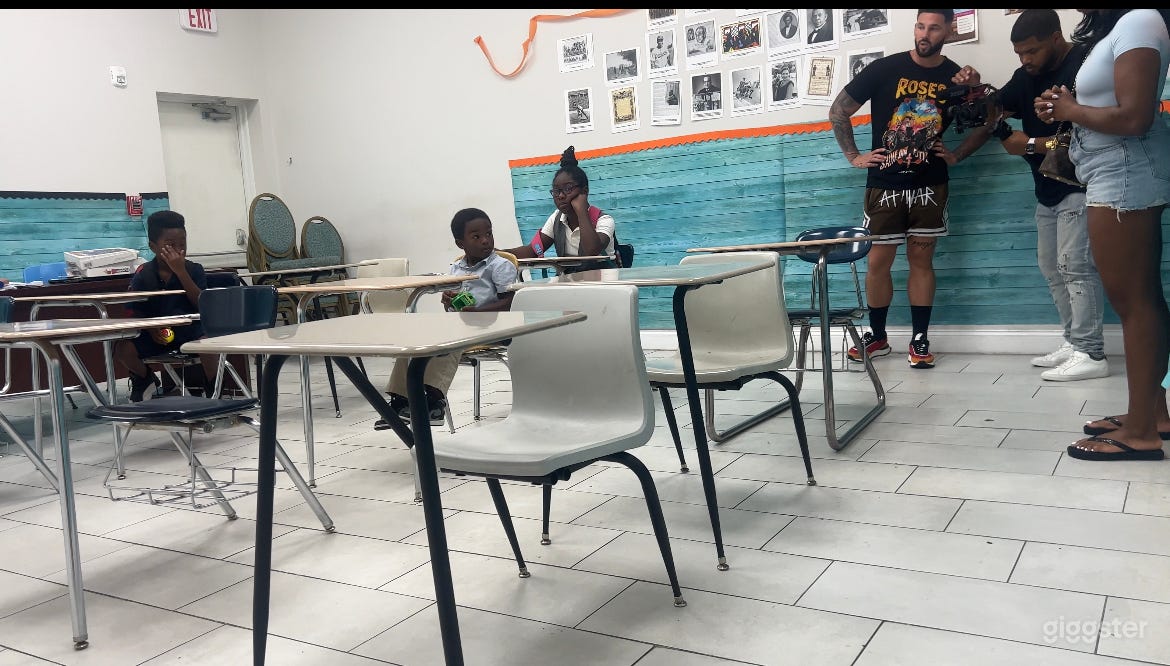 Private School for rent Photo 2