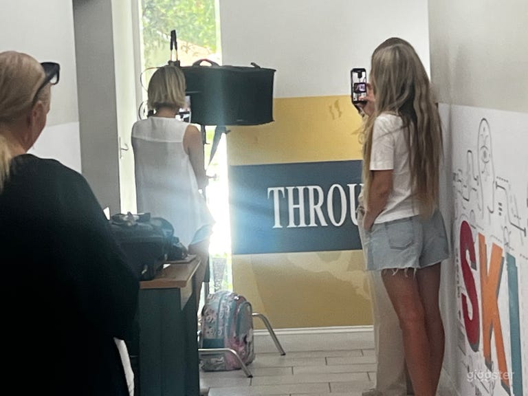  Private School for rent 