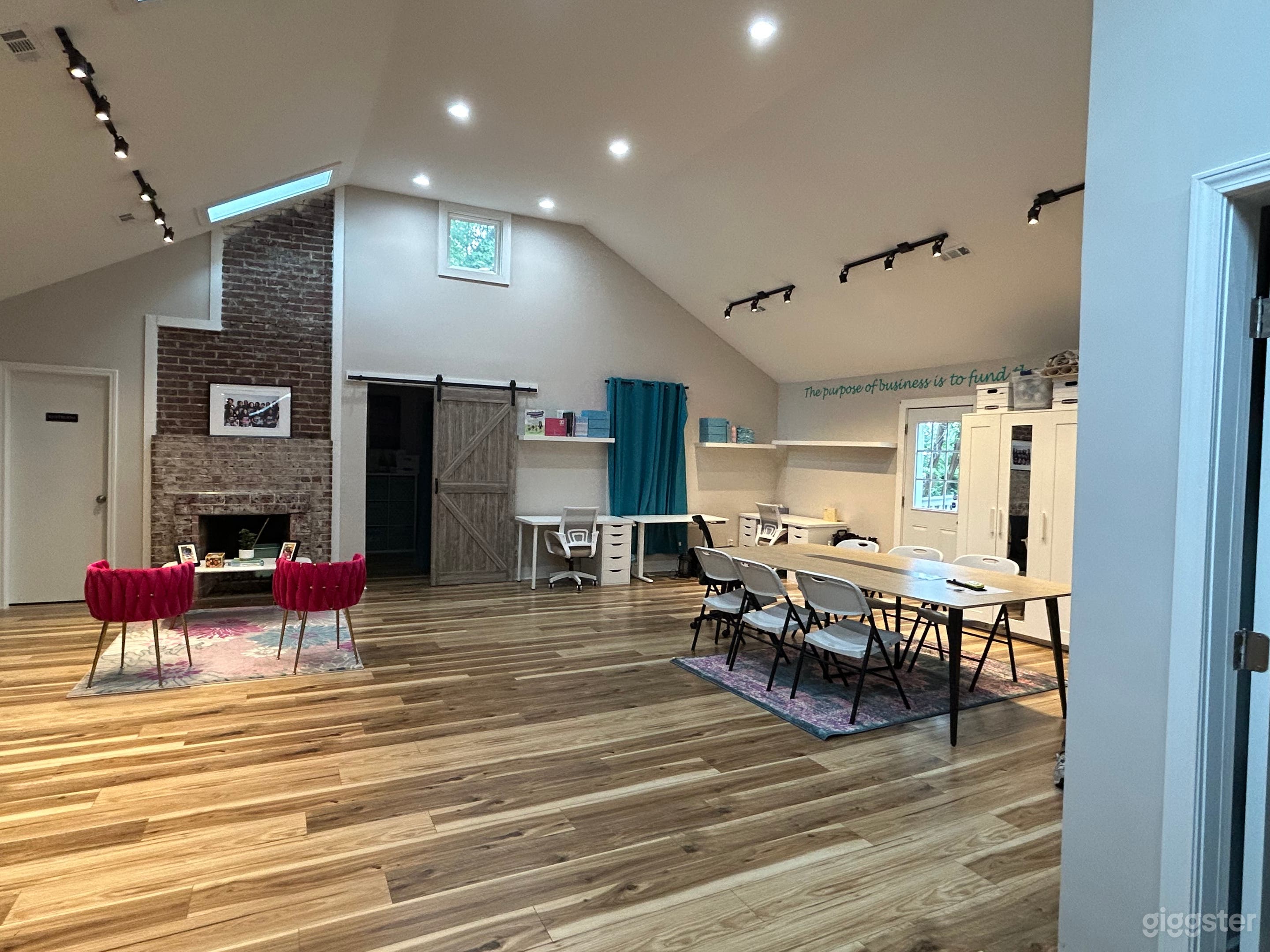 Hidden Gem Workspace in Riverside Photo 1