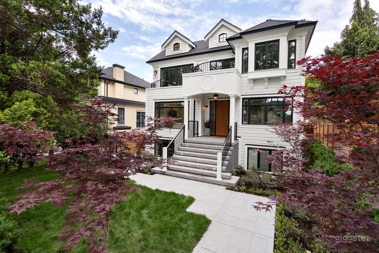  Award Winning Custom Home 