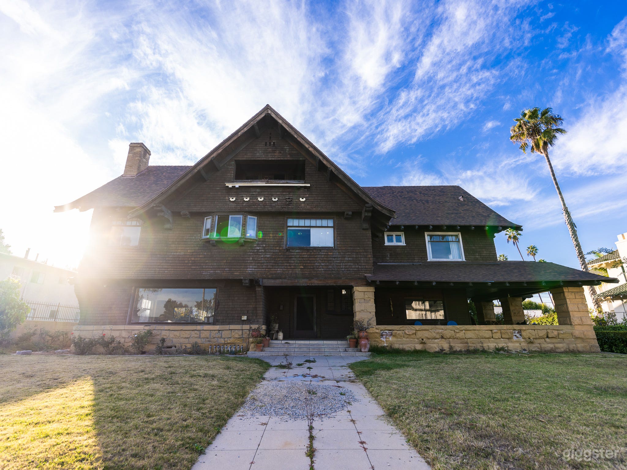 1920 VICTORIAN ICONIC ESTATE #039 Photo 2