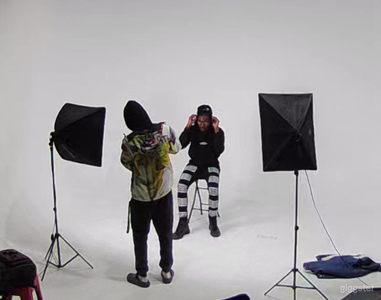 Photography Studio with Infinity Wall Photo 4