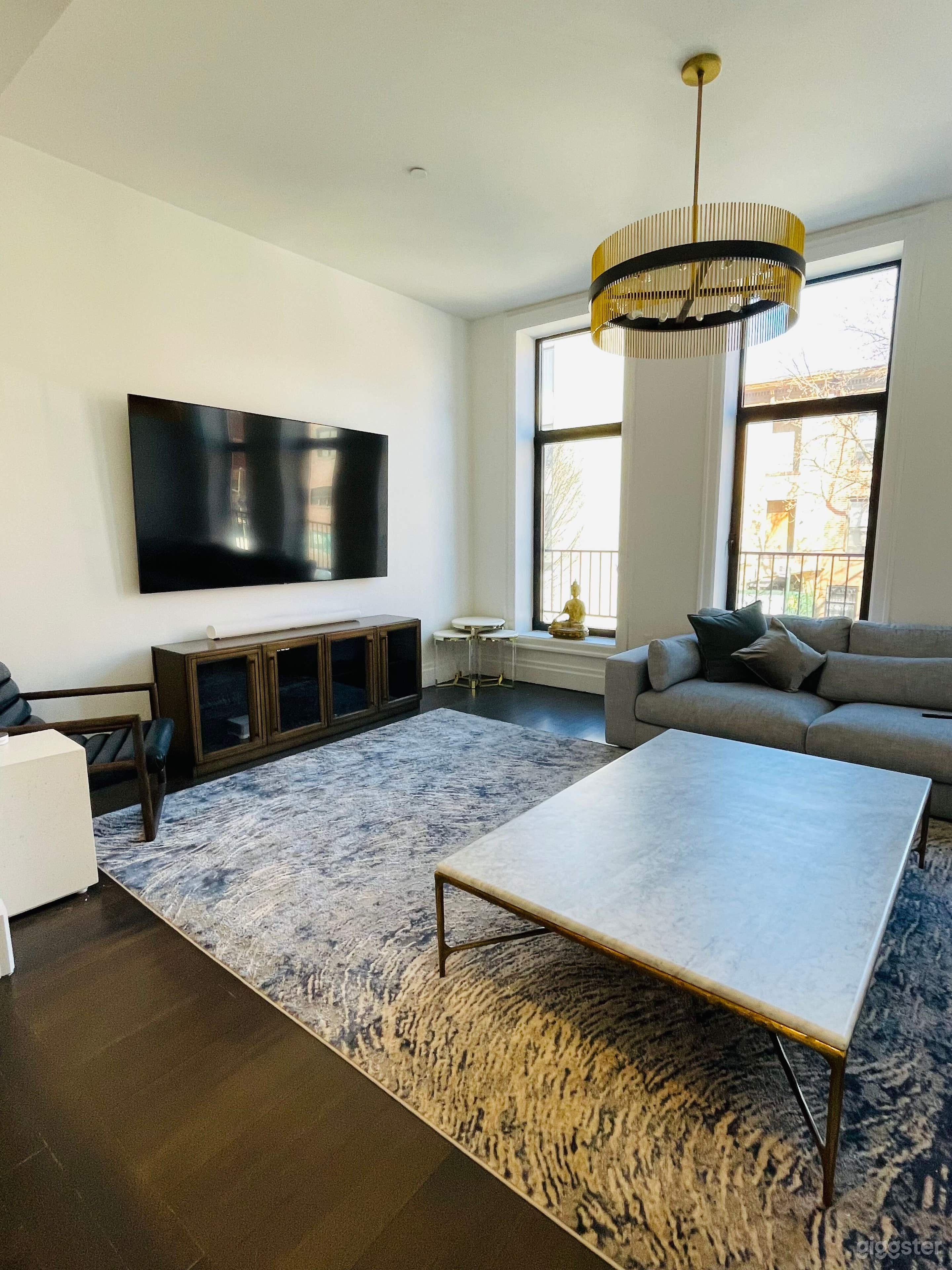 Beautiful modern, 3-level Brooklyn Townhouse  Photo 4