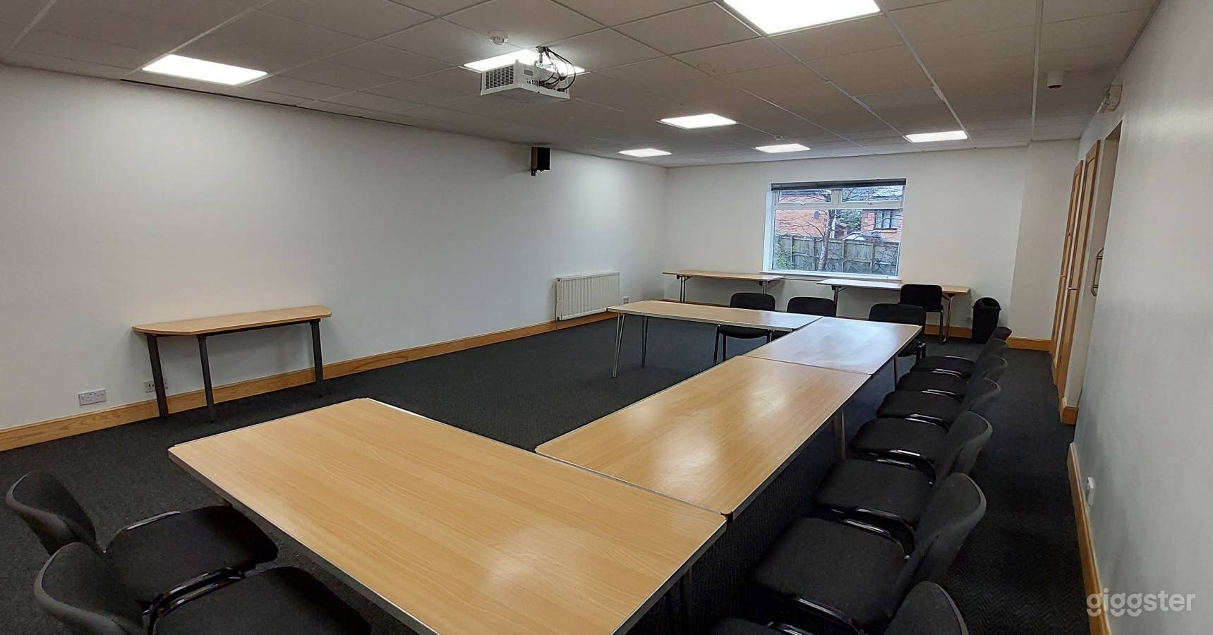 THE GRAMPIAN ROOM Photo 2