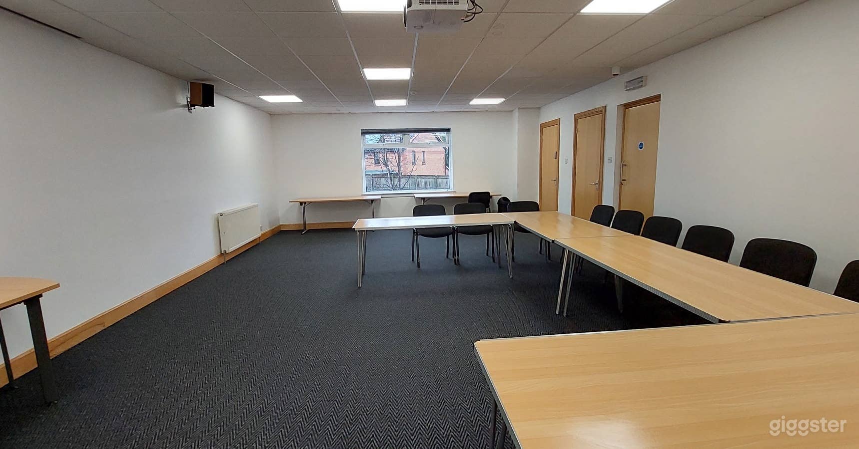 THE GRAMPIAN ROOM Photo 3