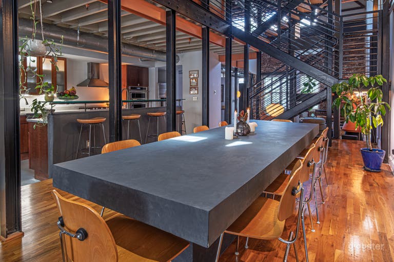  Exposed Brick Loft | Curated, Industrial, High Ceilings 