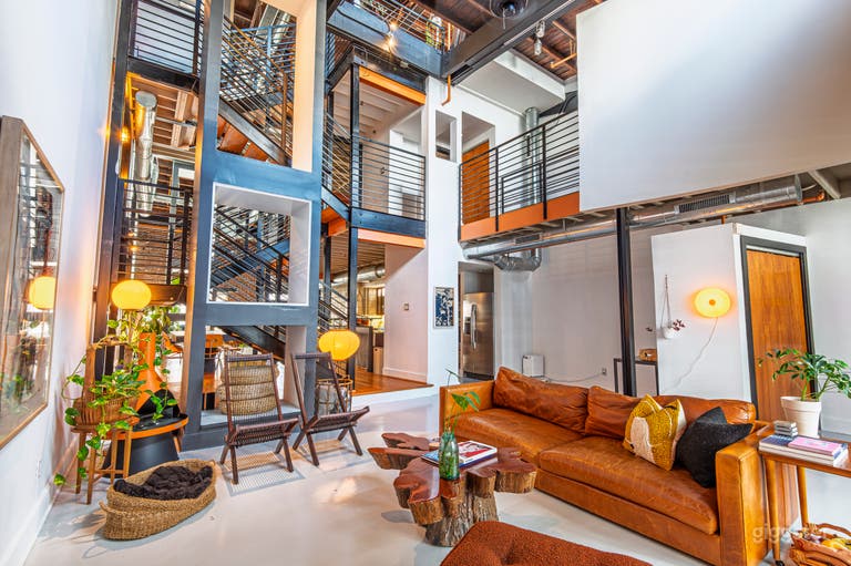  Exposed Brick Loft | Curated, Industrial, High Ceilings 
