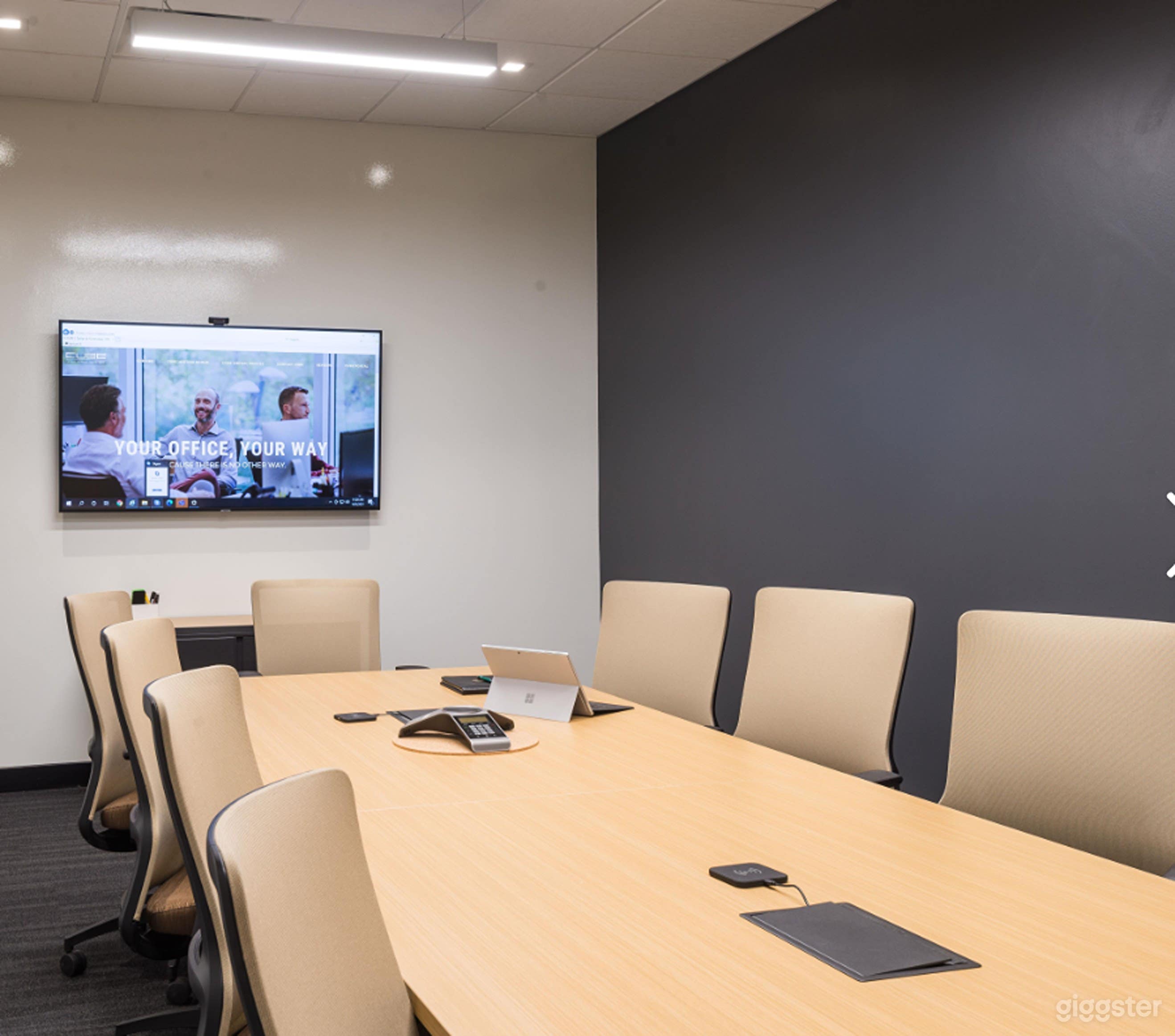 Private 8 Person Conference Room - Las Colinas Photo 2