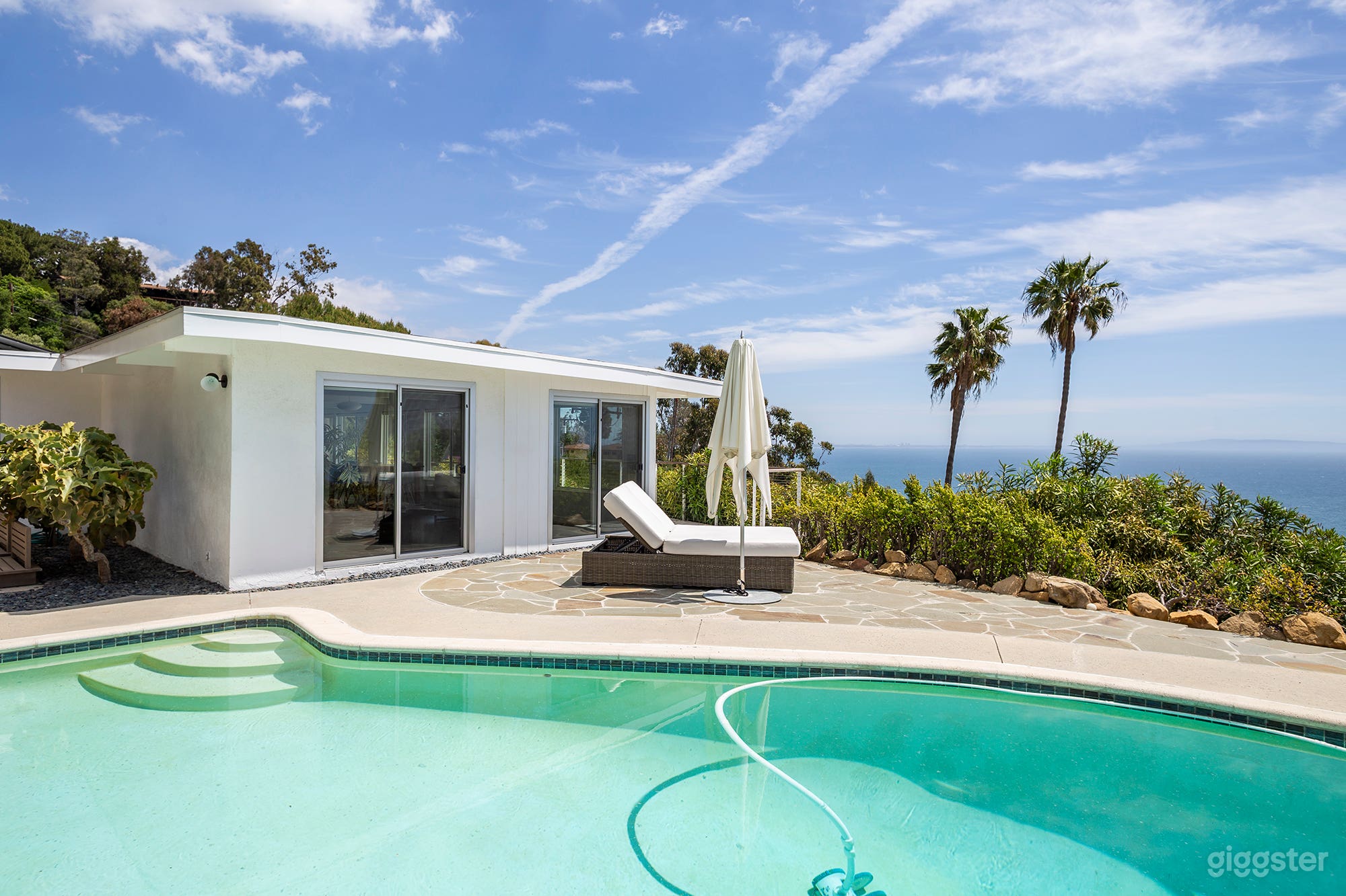 Malibu Mid Century Photo 4