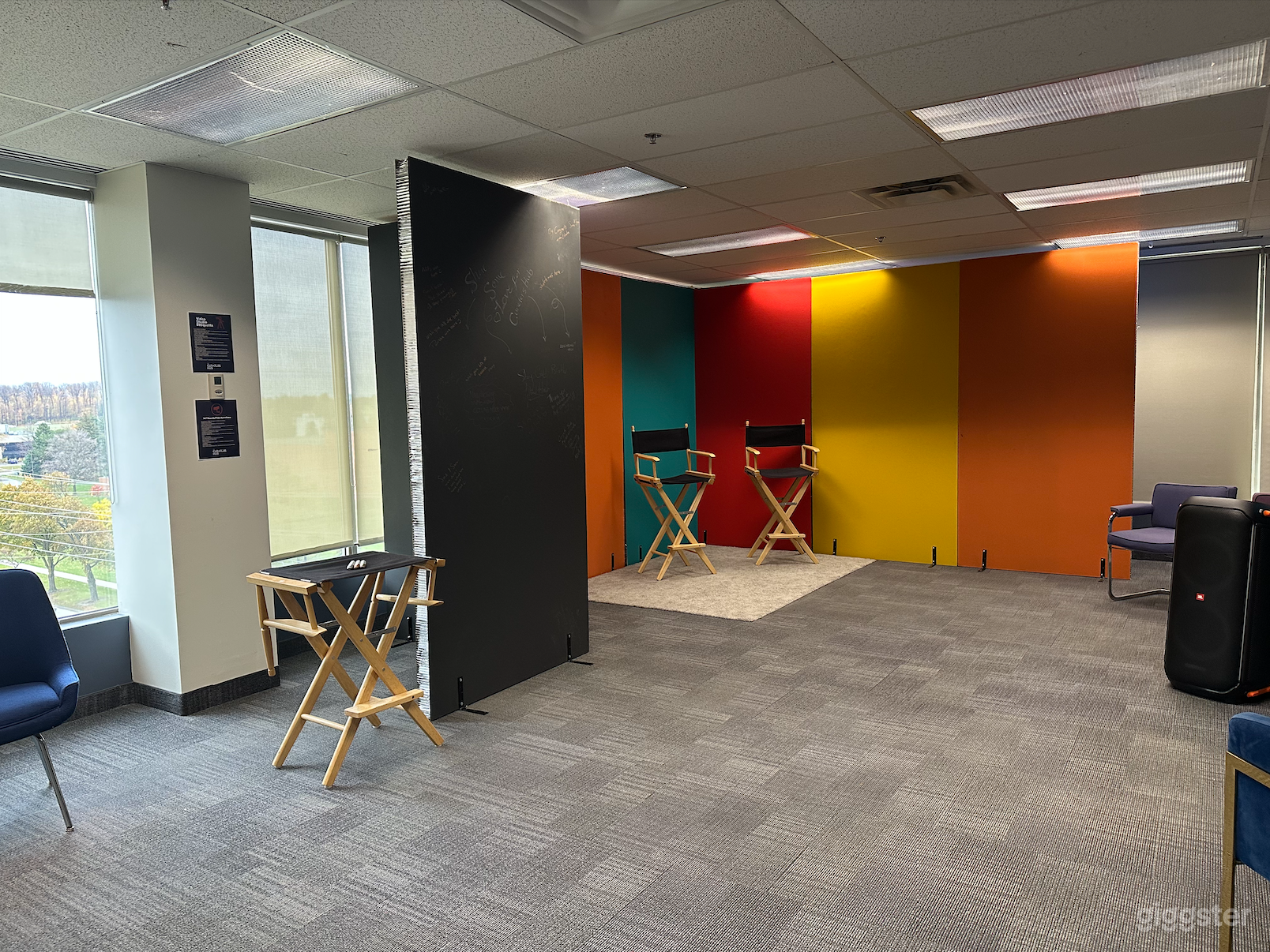 The Atelier: Pro Studio for Talk Shows, Courses & Conten Photo 2