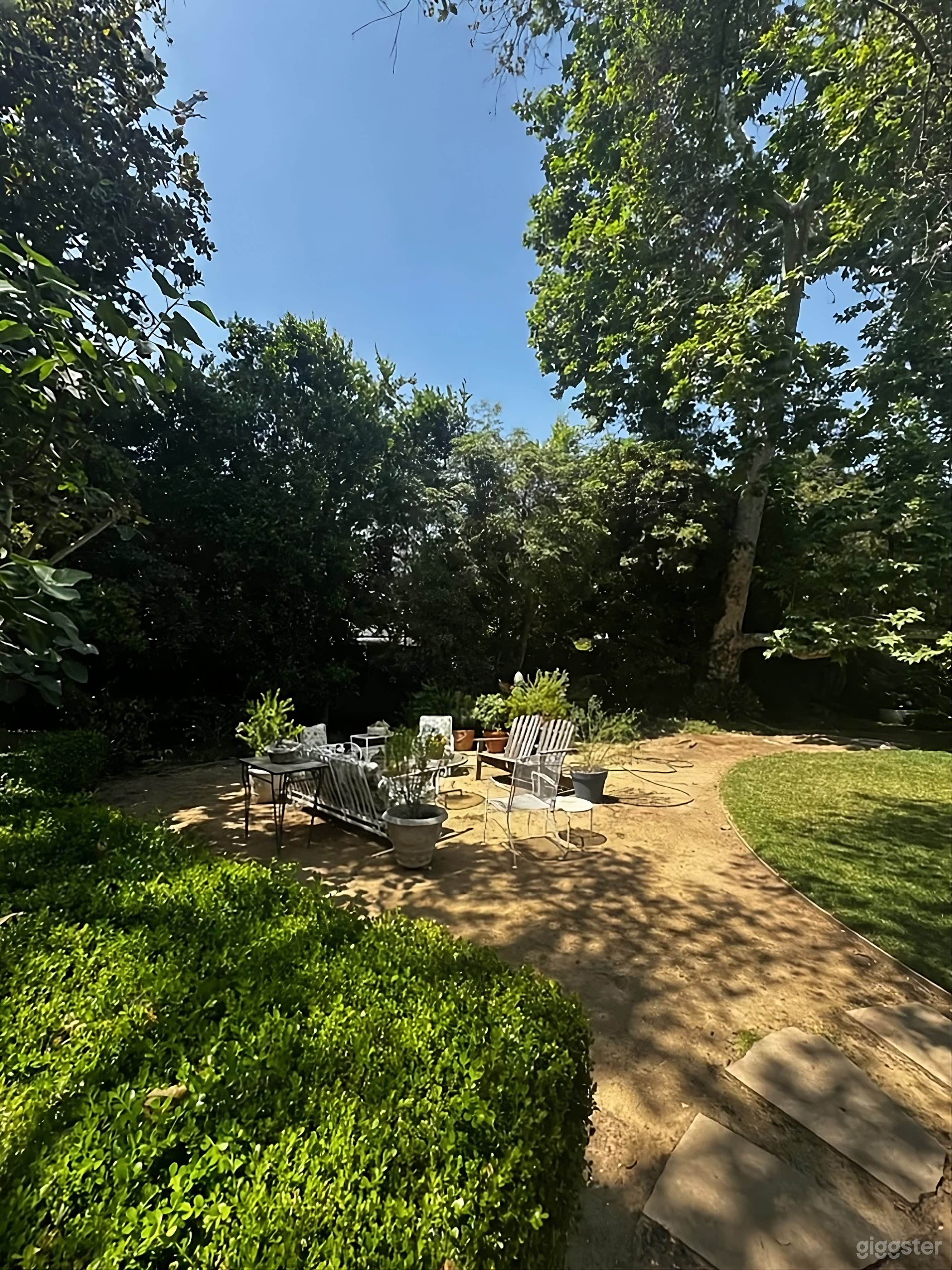 Tudor Garden Backyard Photo 4