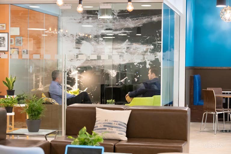  Meeting Rooms – Flexible Spaces for 2 to 8 People 