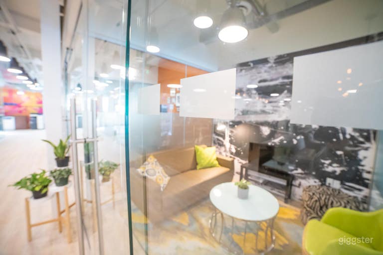  Meeting Rooms – Flexible Spaces for 2 to 8 People 