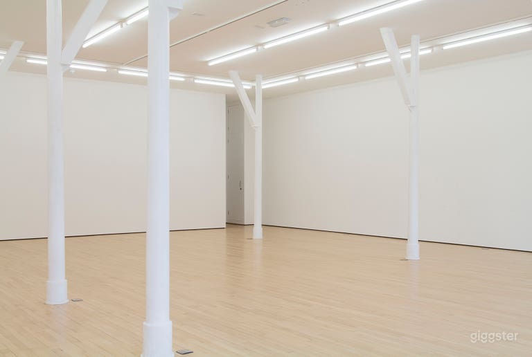  Building Interior - fully versatile space 