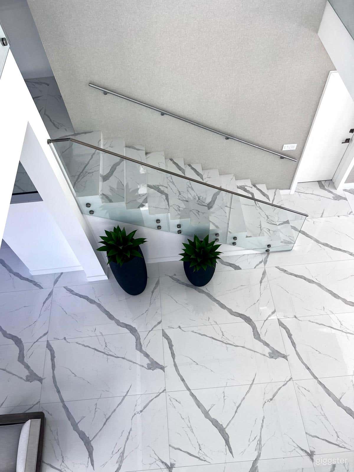 VIP North Miami Beach Retreat Photo 3