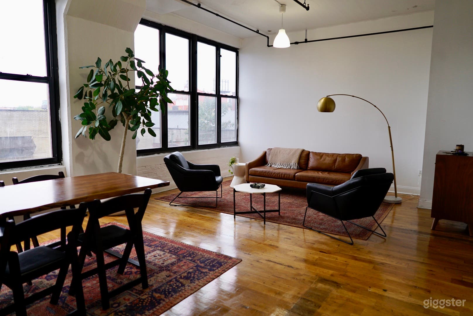  Bright and Industrial Loft near Navy Yard Photo 1