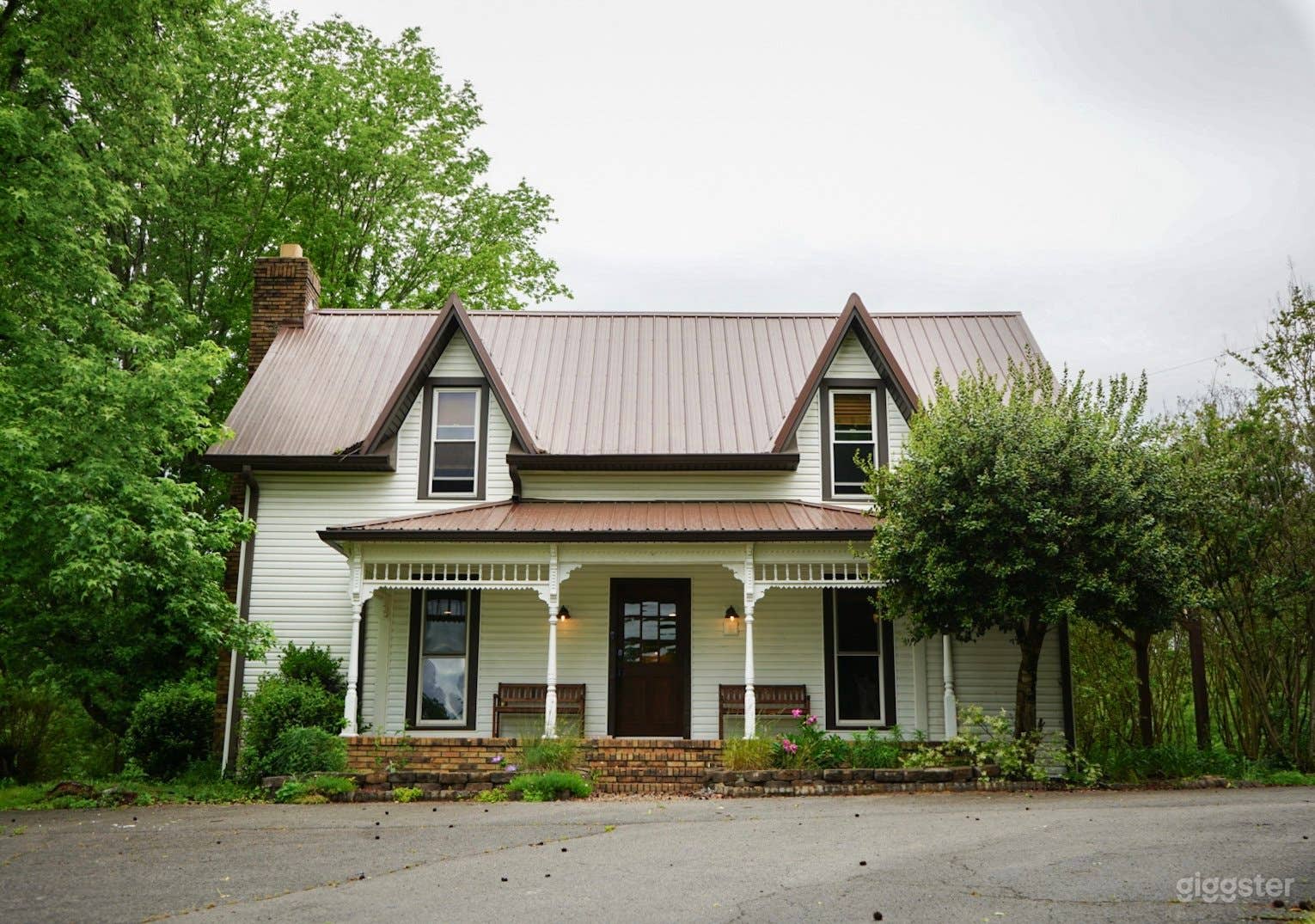 The Vintage Inn Photo 1