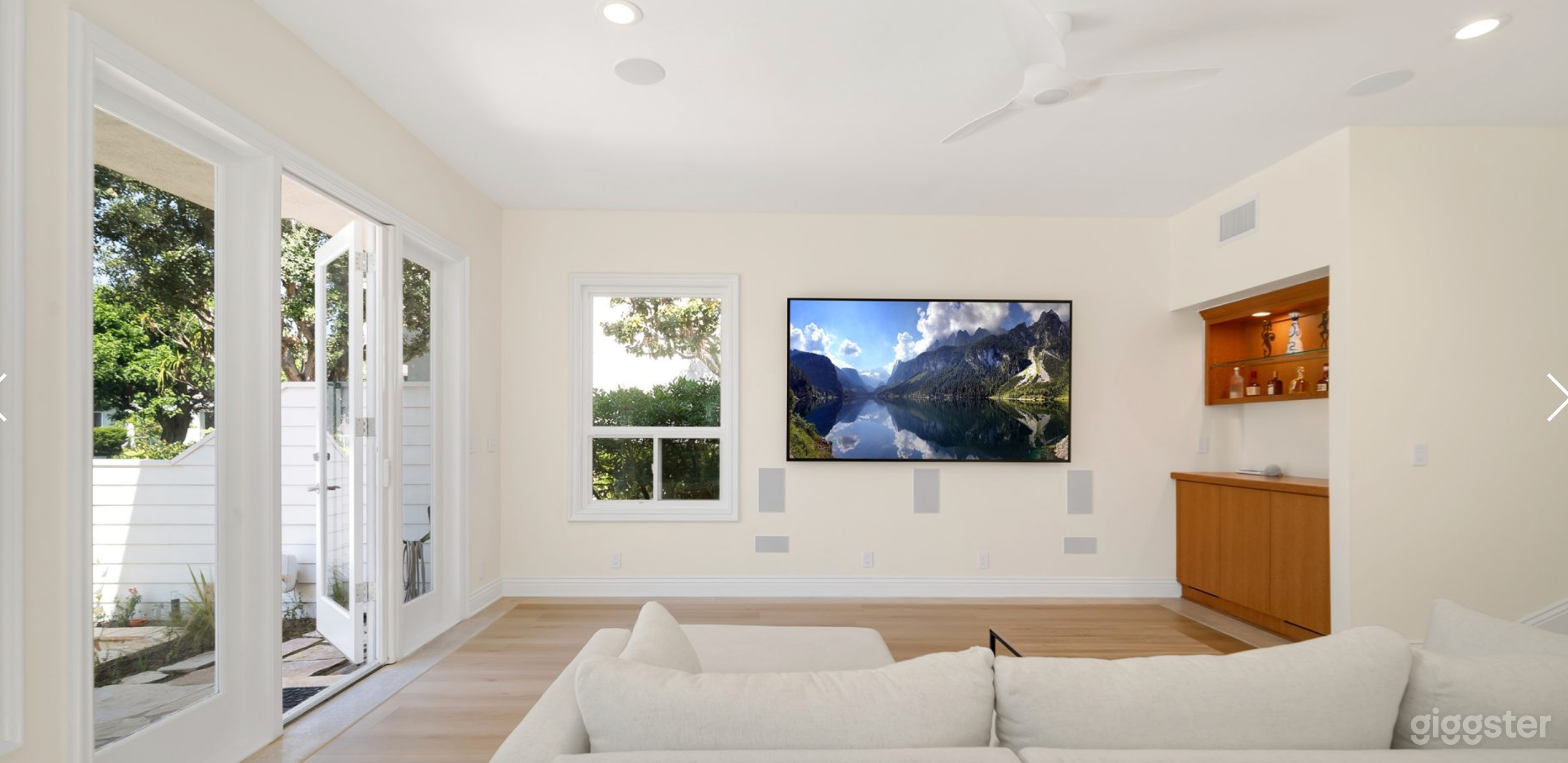 Venice CA Overlooking Wildlife and Lagoon Photo 3