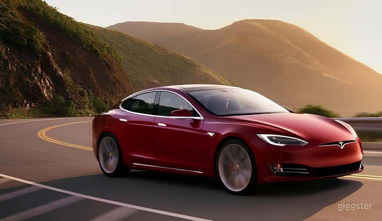  Candy Apple Red Tesla S 