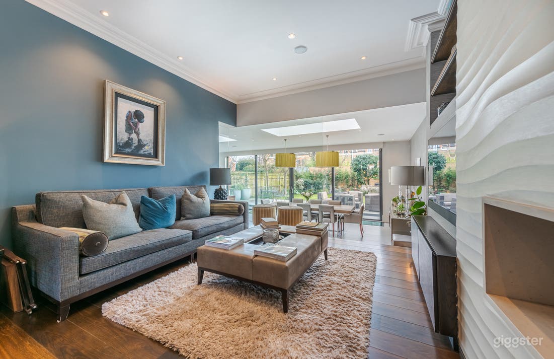 Wandsworth Common Location House Photo 1