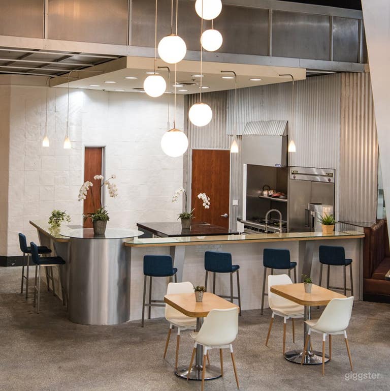  Fully Equipped Common Area 