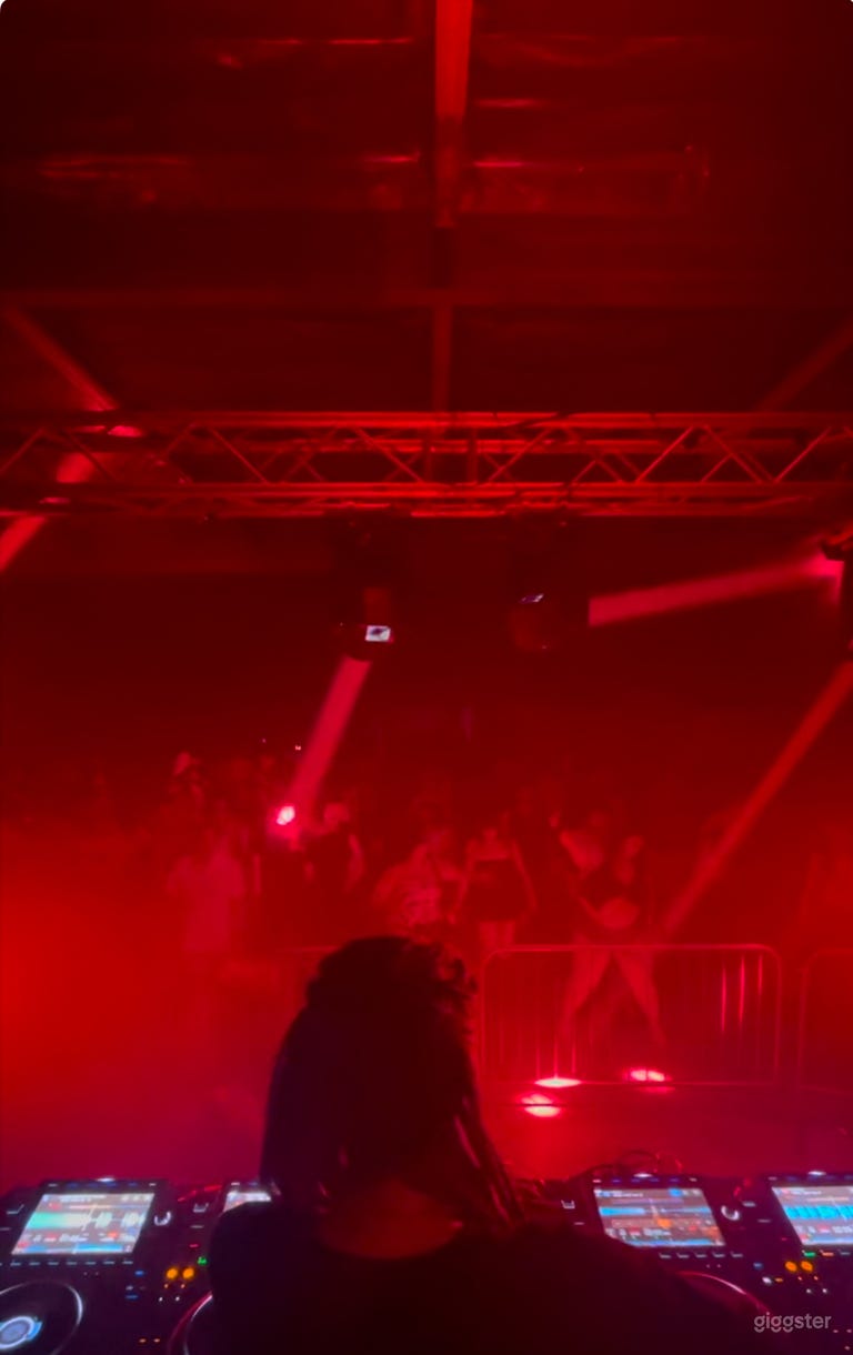  24-Hour Versatile Event Venue – Perfect for Any Occasion! 