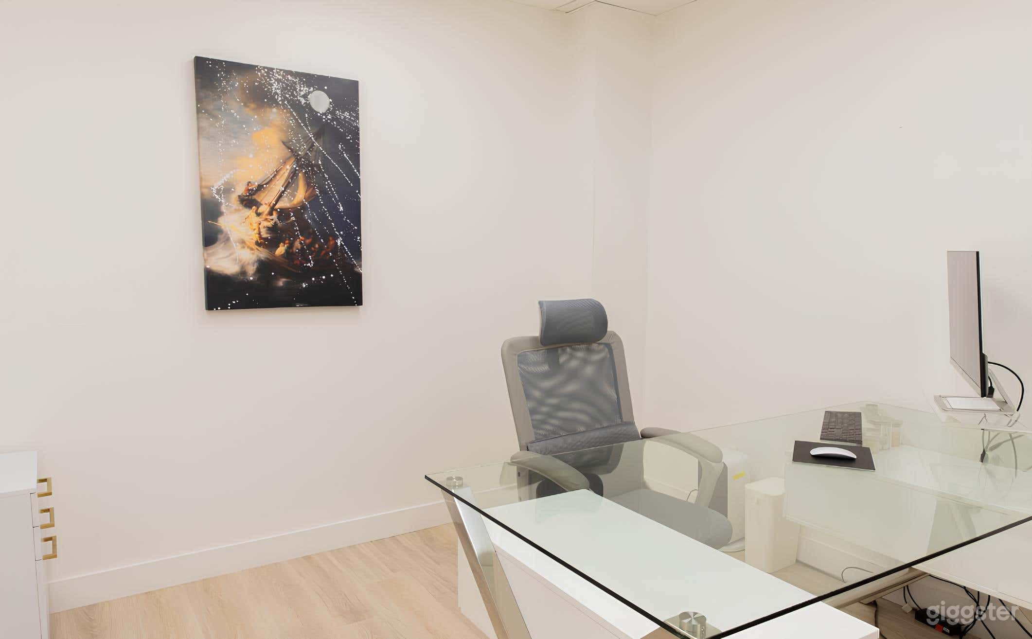 Small Private Office for Filming Photo 3