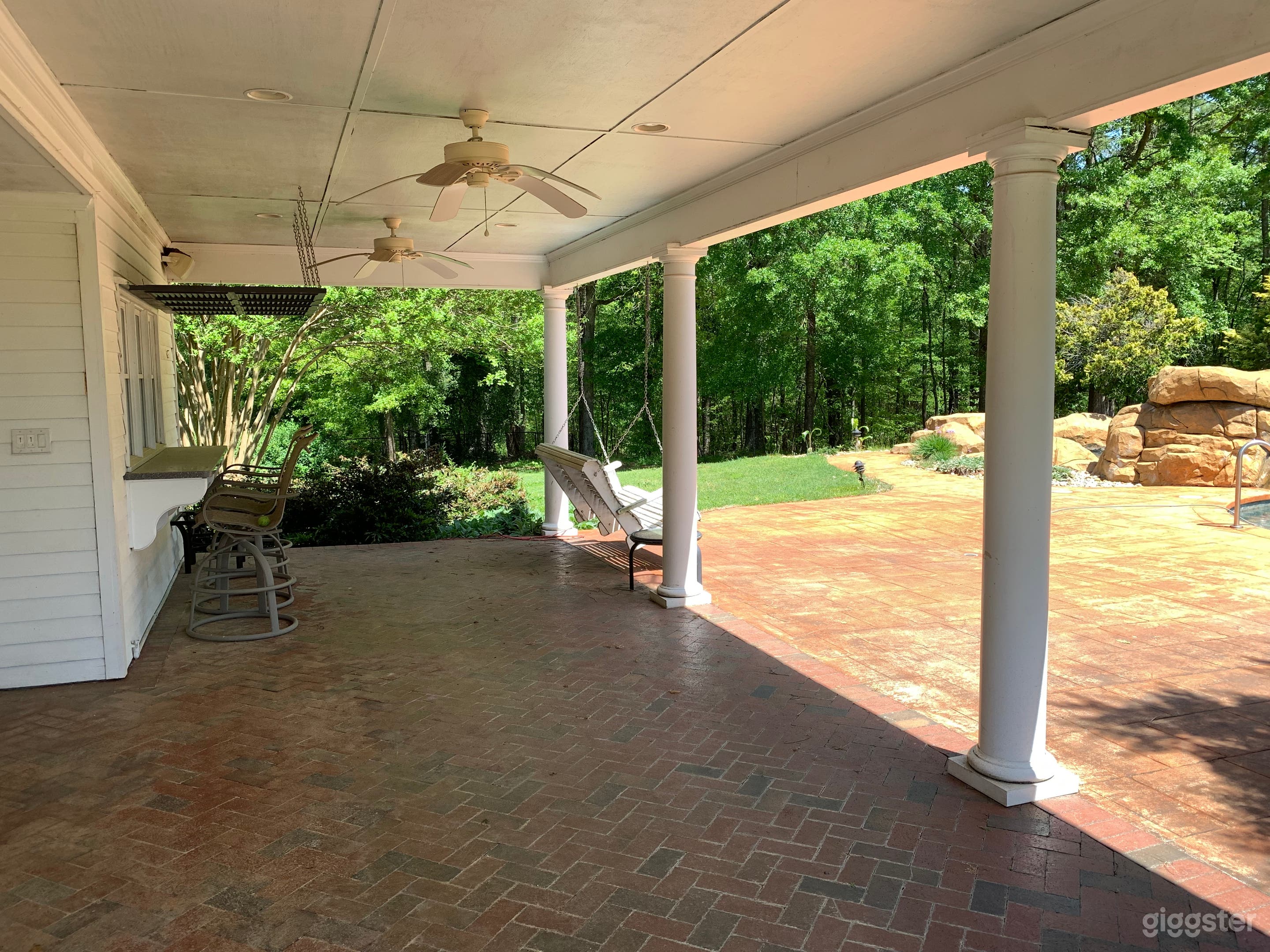 Pool House and Natural Pool with Waterfall Photo 3