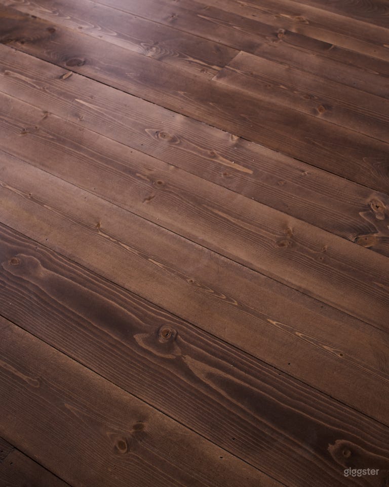  Pre-Built Set in Studio: Elegant Townhouse 