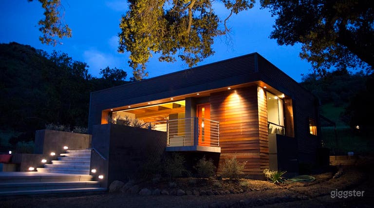  Modern Ranch, Loft Style, Exposed Beams, Airstream 