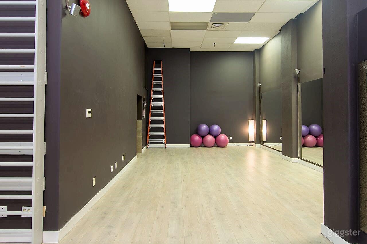 Pole Dance And Fitness Studio Photo 2