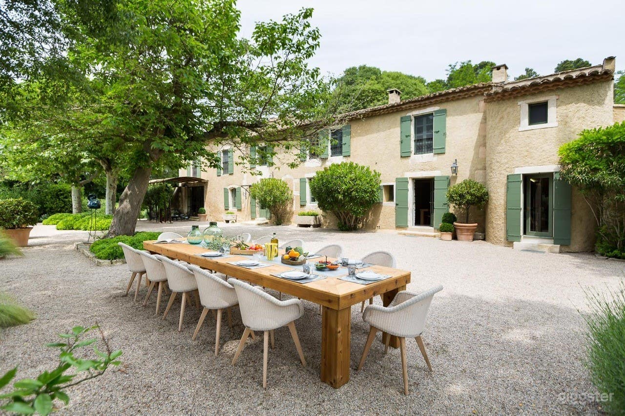 Photo de Ferme traditionnelle au cœur de la Provence ! 4