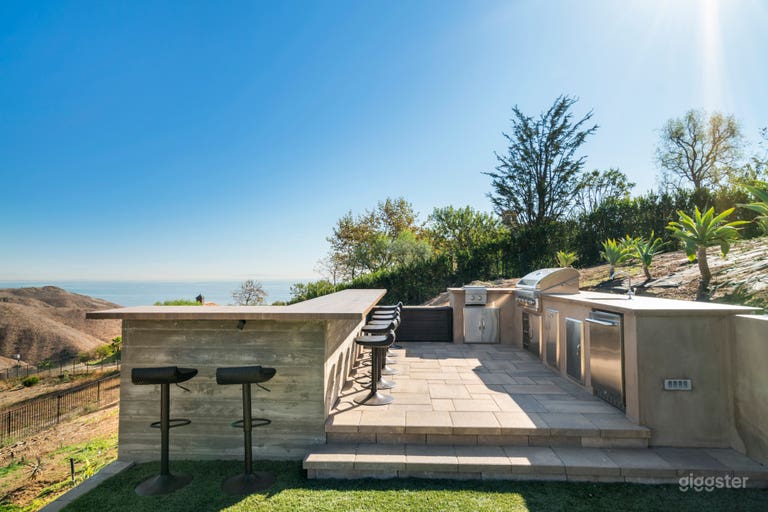  Weitläufige Meer- & Bergblicke - Modernes Haus 