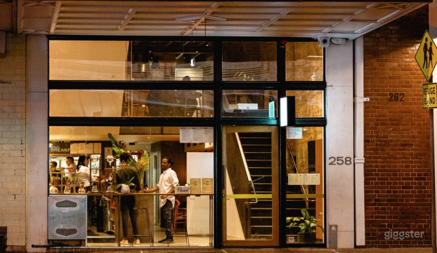  Modern Cafe in Brisbane City (Top Floor) 