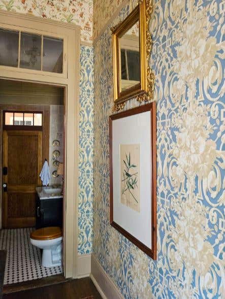 Vintage Luxury Sidehall Splendor Photo 3