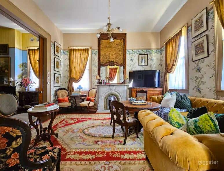 Vintage Luxury Sidehall Splendor Photo 1