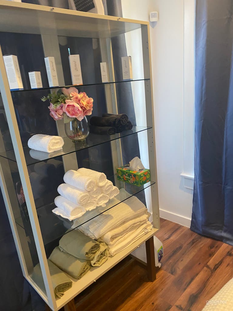  Modern Wellness Studio Designed for Mind, Body & Business” 