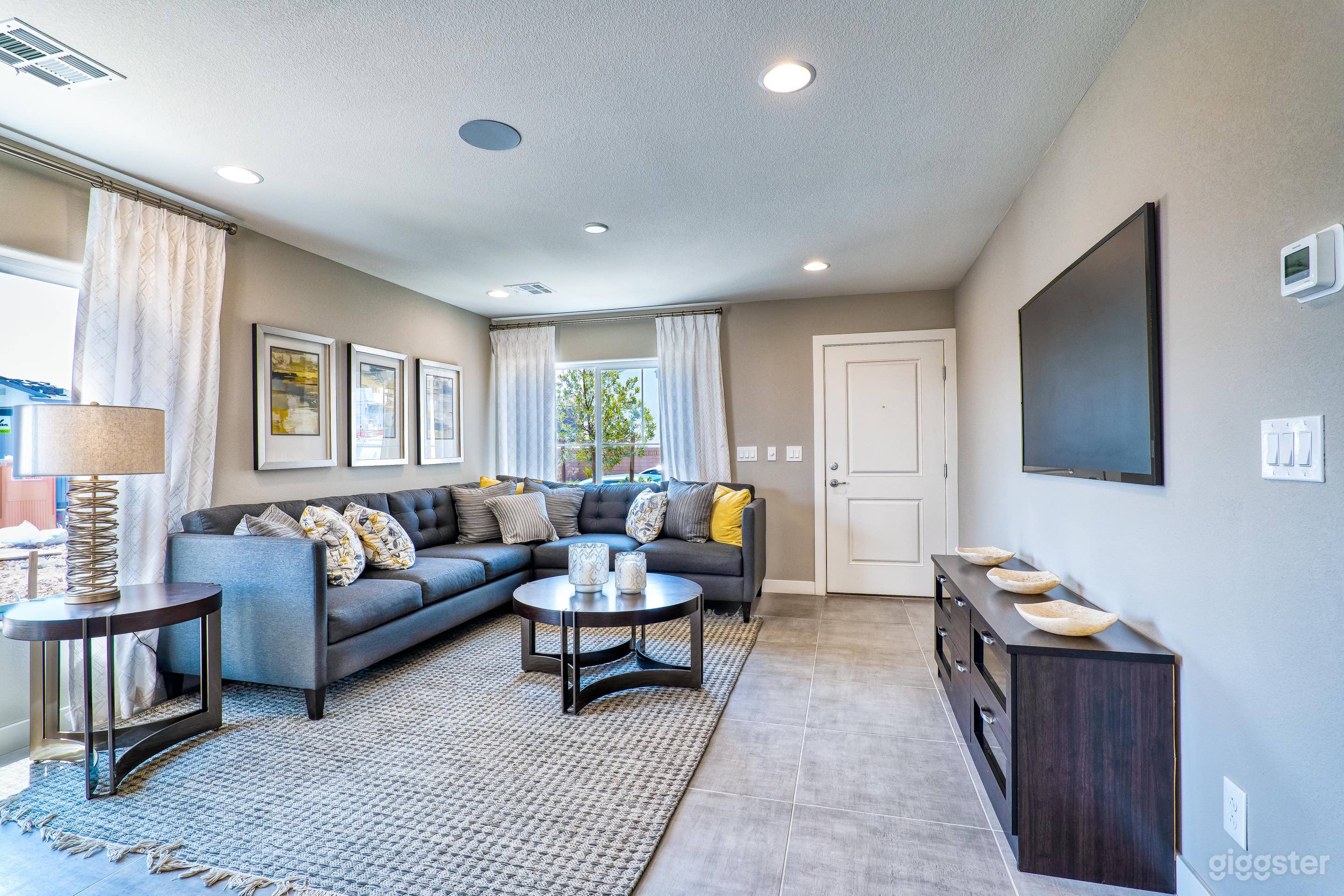 Brand New Model Home awaits you! Photo 1