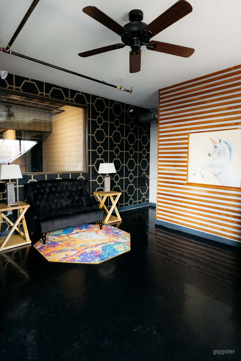  The Bottom-A Private Venue 