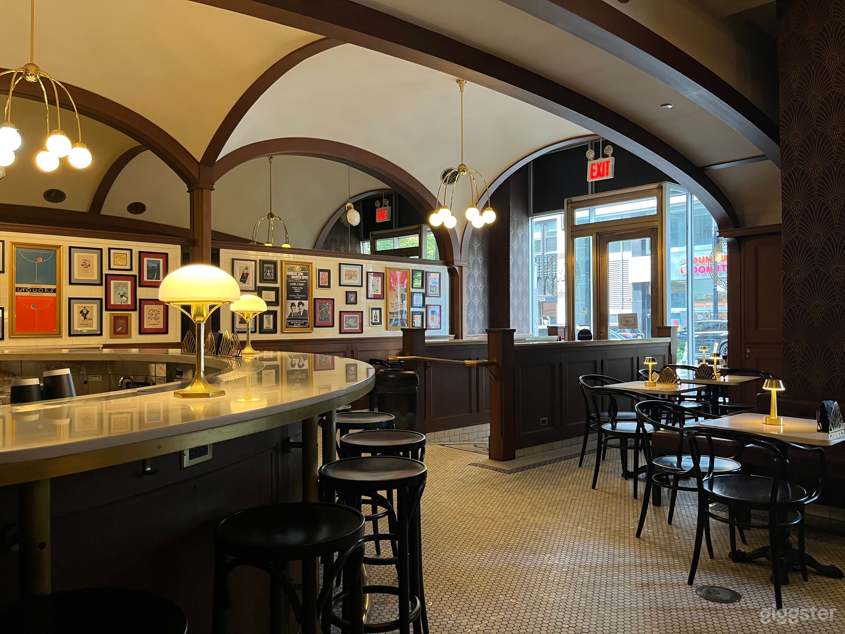 Vintage Coffee &amp; Cocktails Bar Photo 2