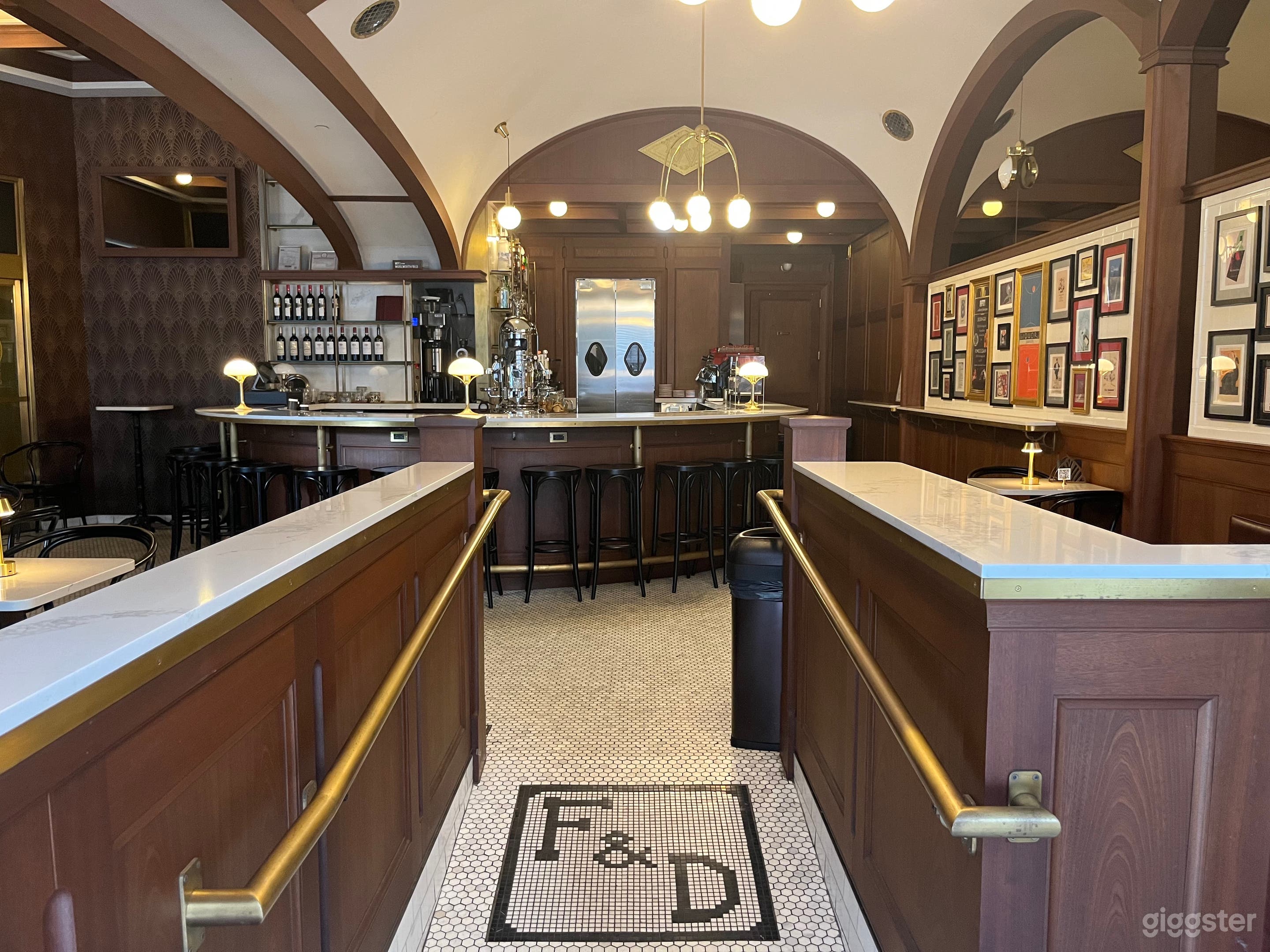 Vintage Coffee &amp; Cocktails Bar Photo 1