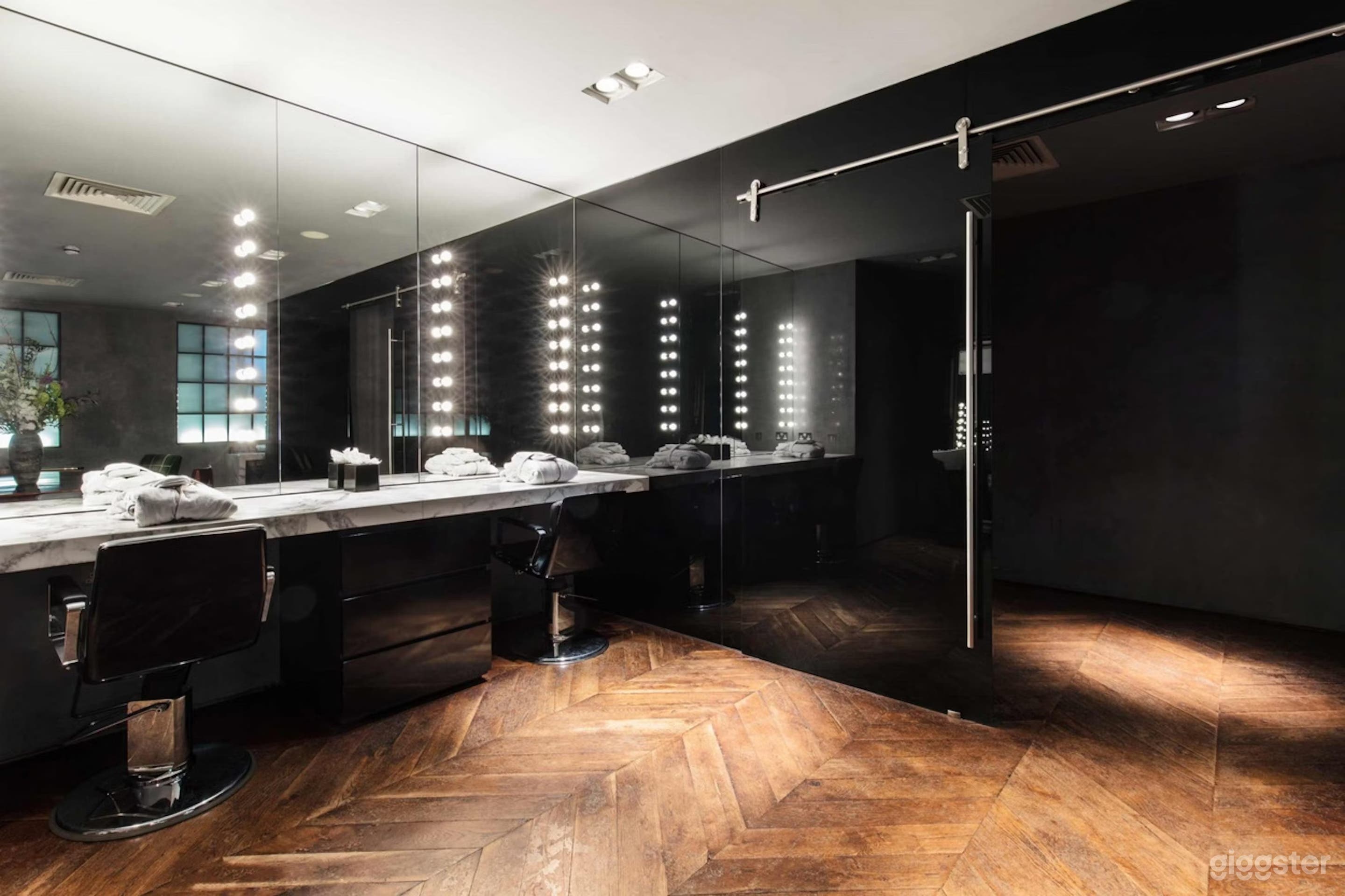  Studio G - Versatile Daylight Studios &amp; Event Venue Photo 3