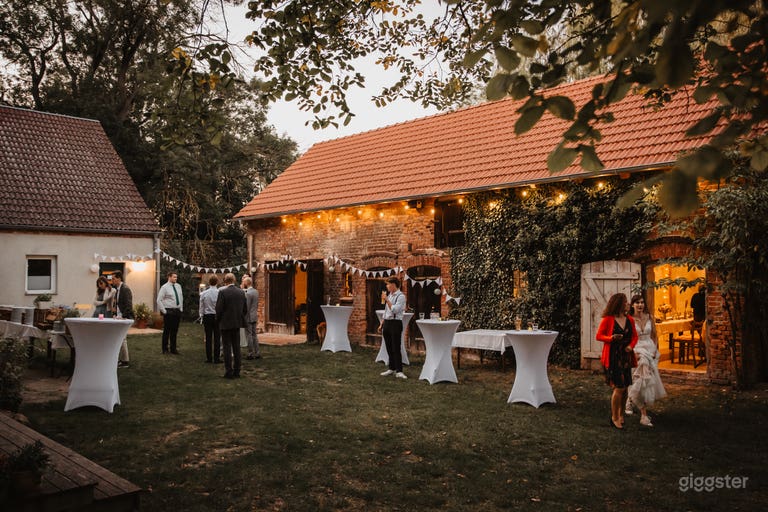  Exclusive Barn & Garden Wedding Venue in Märkische Schweiz 