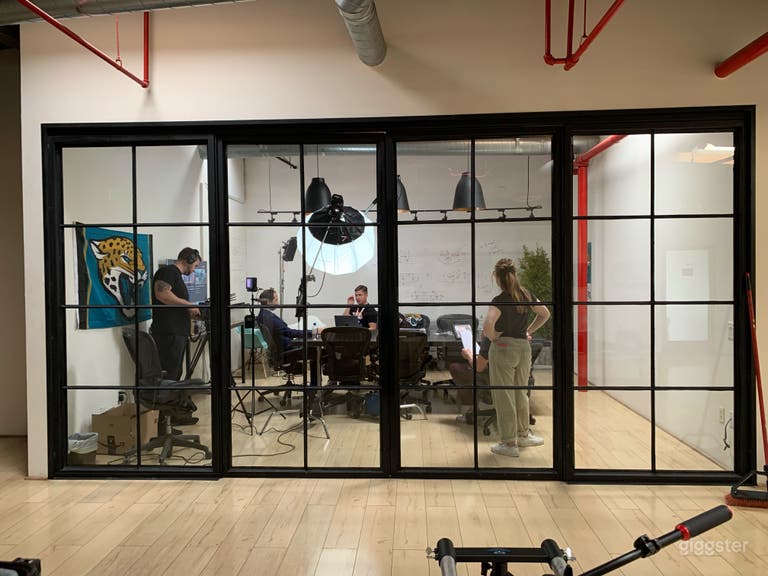  Glass Conference Room 