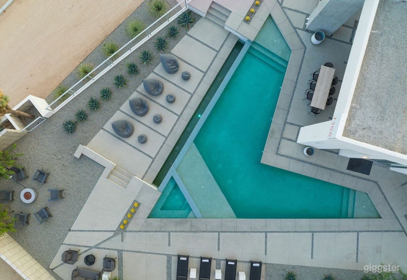 Fairway Overlook | V-Shape Outdoor Pool Photo 1