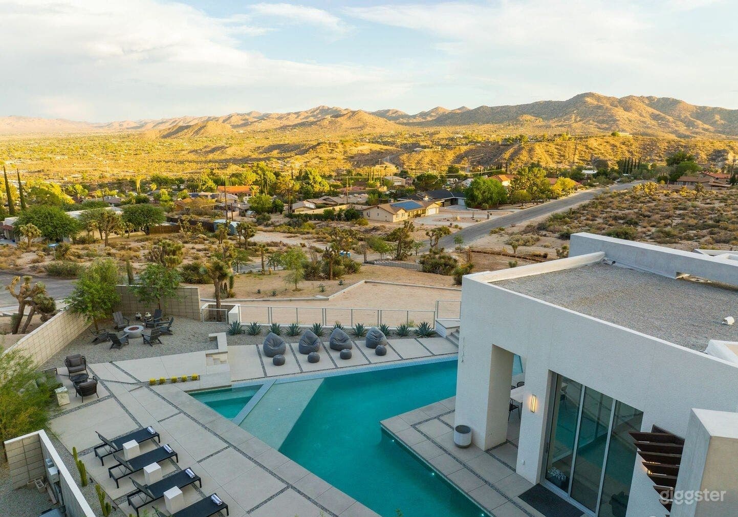 Fairway Overlook | V-Shape Outdoor Pool Photo 2