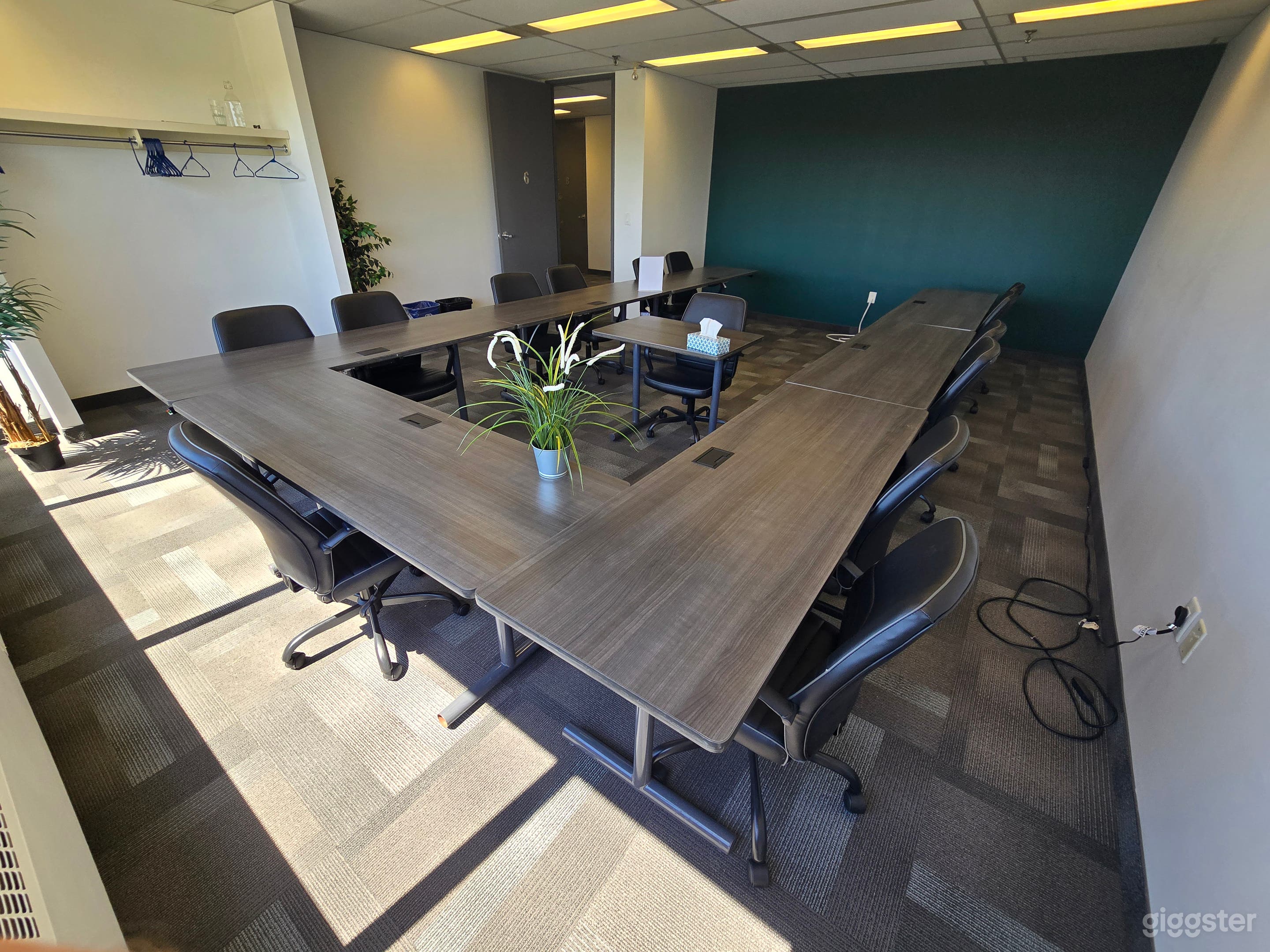 Versatile Meeting Room for 18 (Room #6) Photo 2