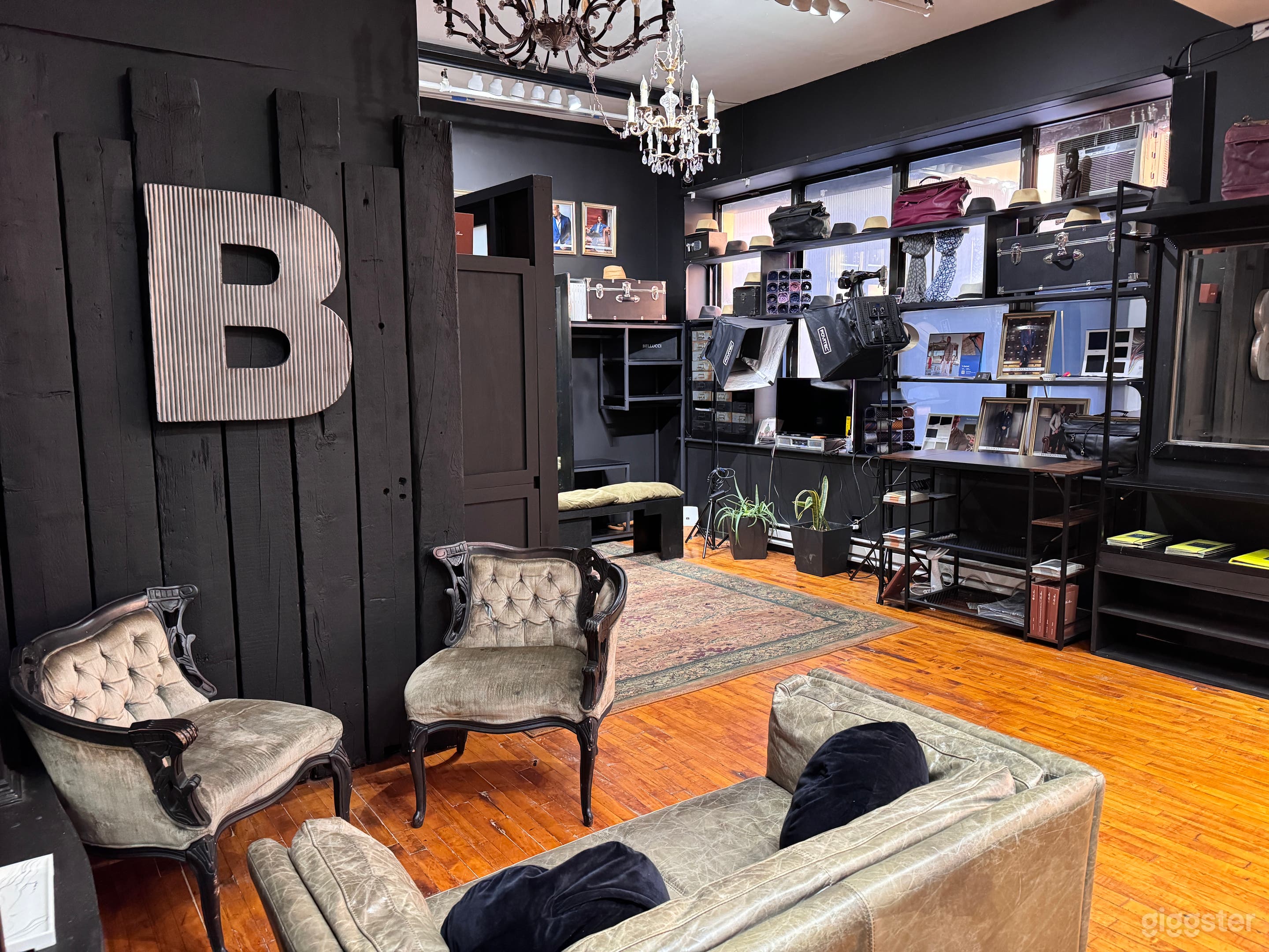 Sunny loft with Lounge, Kitchen&amp;Dine and more Photo 3